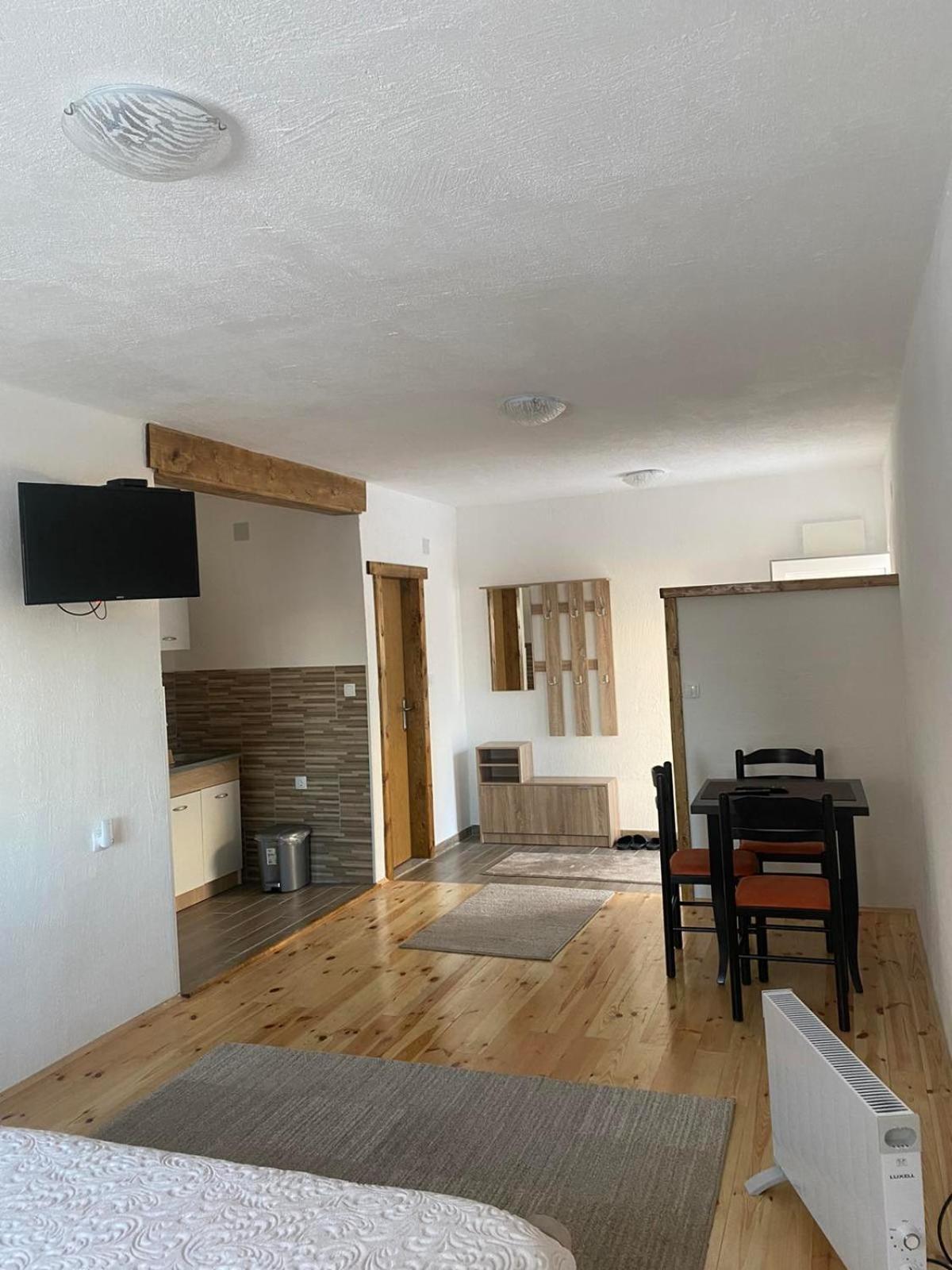 Studio Apartmani V&V Zabljak  Exterior photo